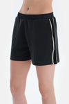 Siyah Kadın Modal Karışımlı Yan Şerit Detaylı Şort