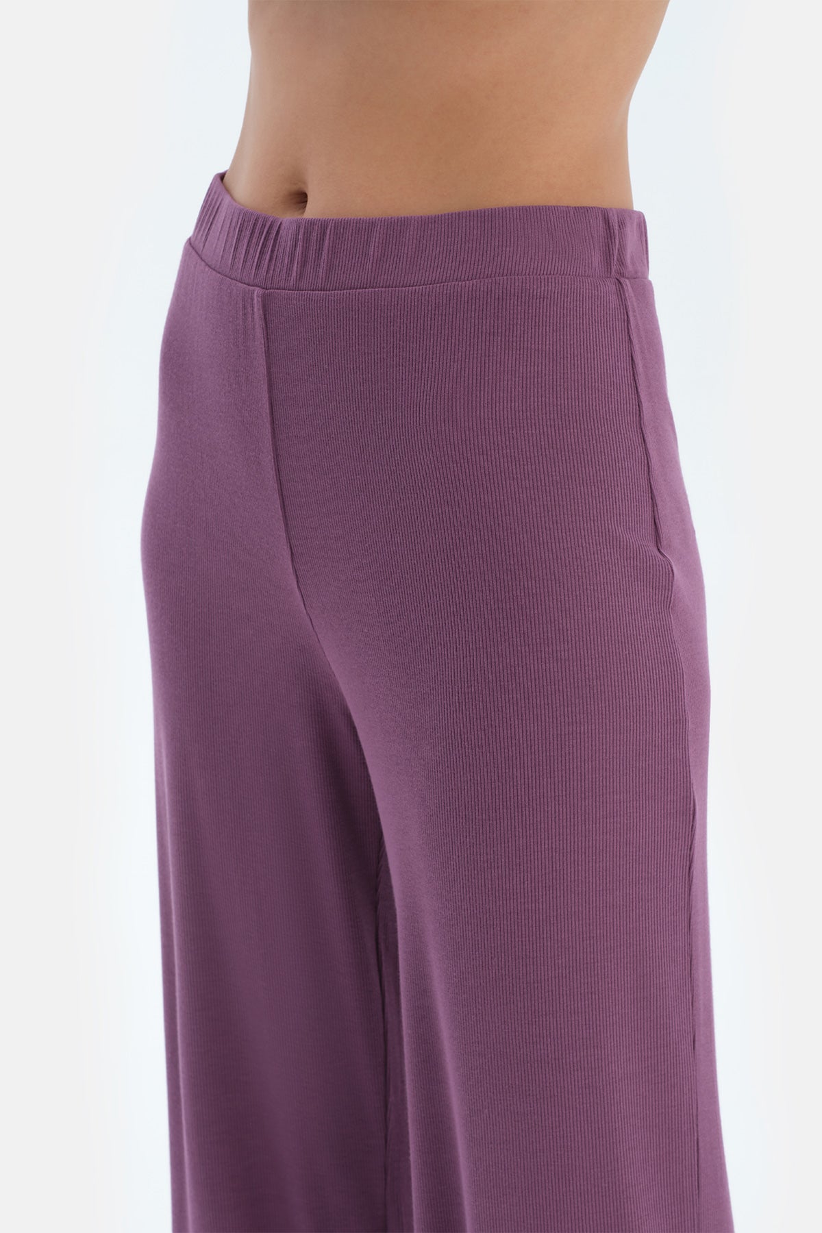 Mor V Yaka Viskon Kaşkorse Tişört Pantolon Pijama Takımı