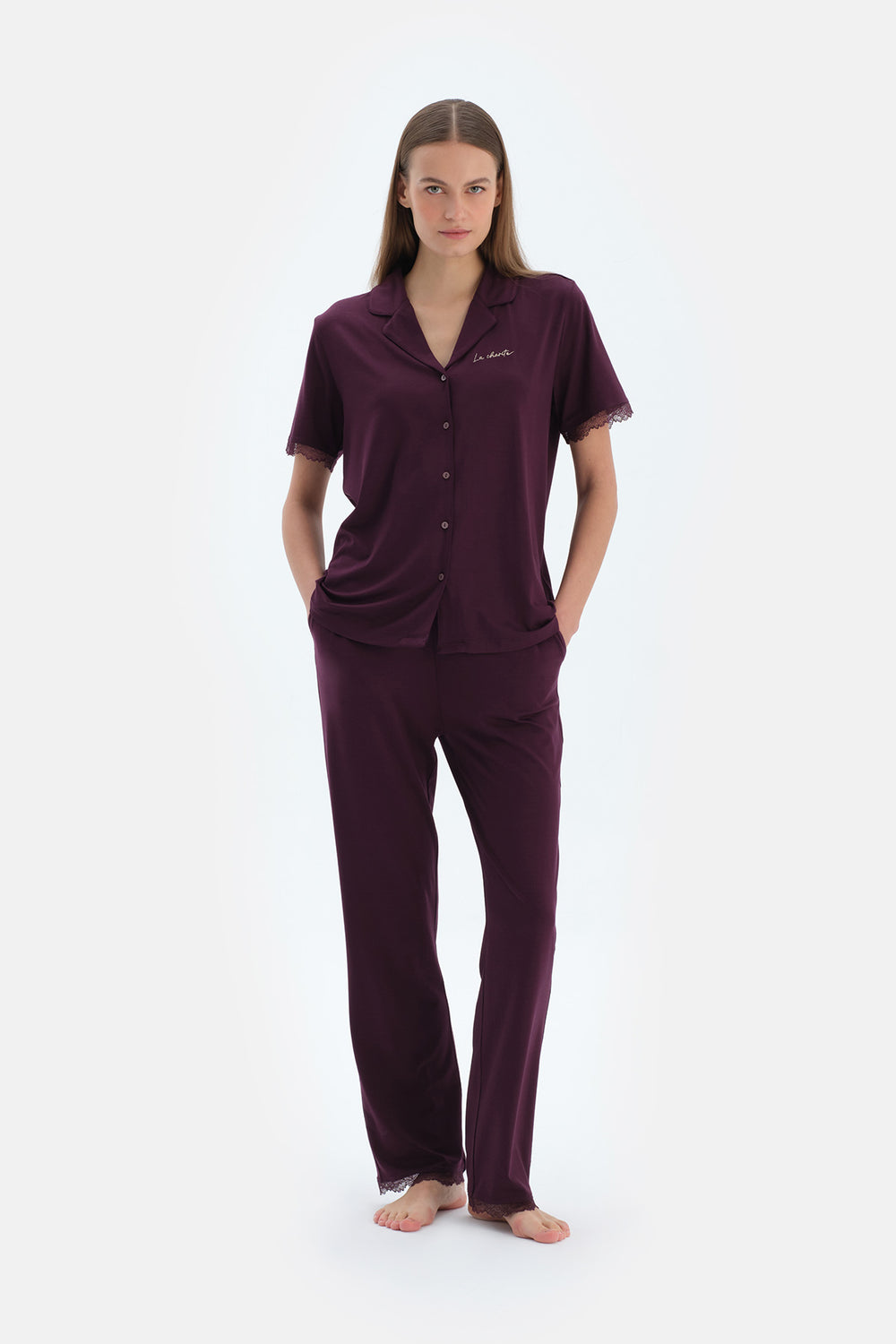 Mürdüm Nakış Ve Dantel Detaylı Gömlek Pantolon Pijama Takımı
