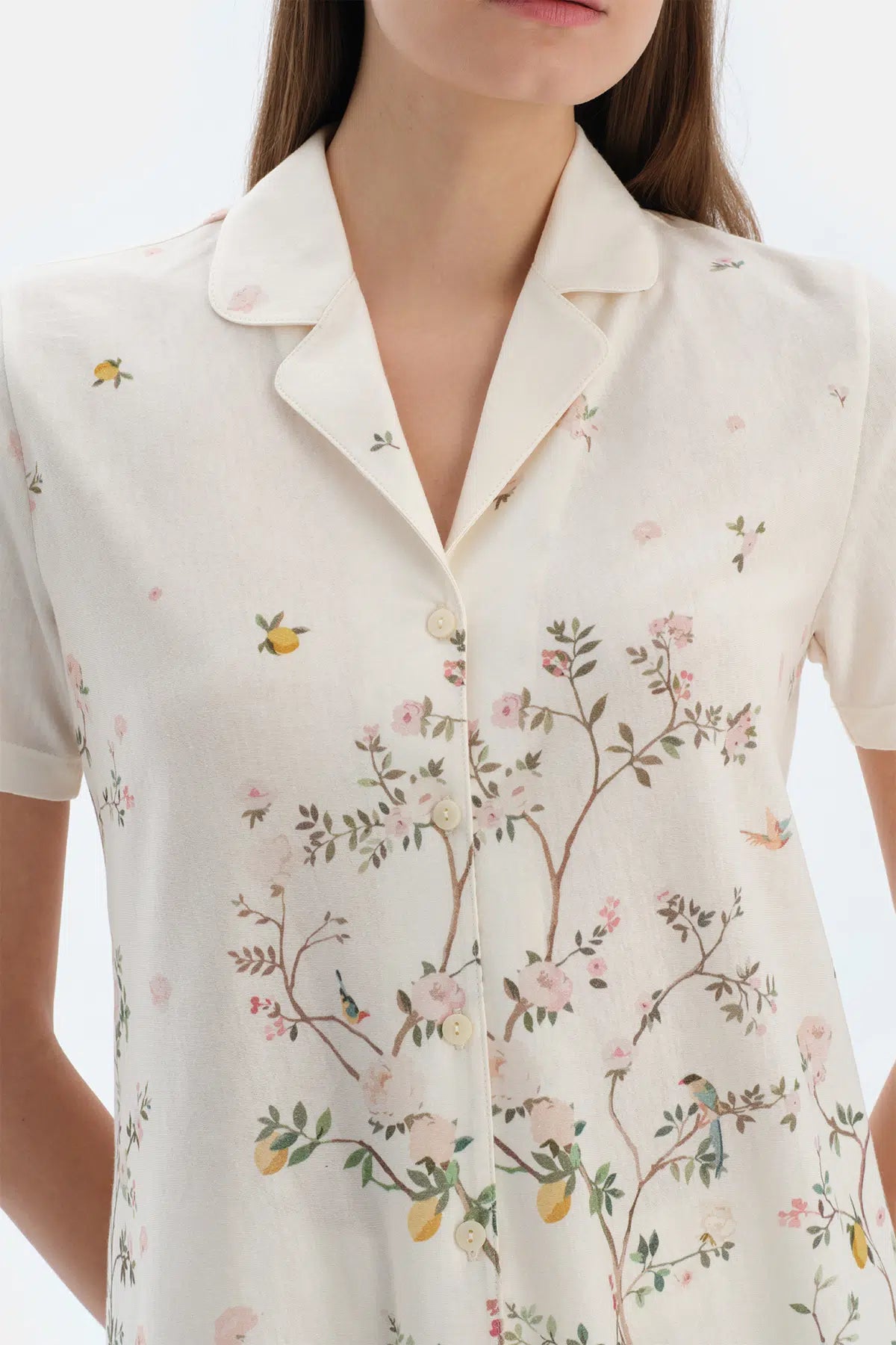 Ekru Çiçek Desenli Gömlek Pantolon Pijama Takımı