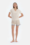 Ekru V Yaka Kısa Kollu Tişört Pantolon Pijama Takımı