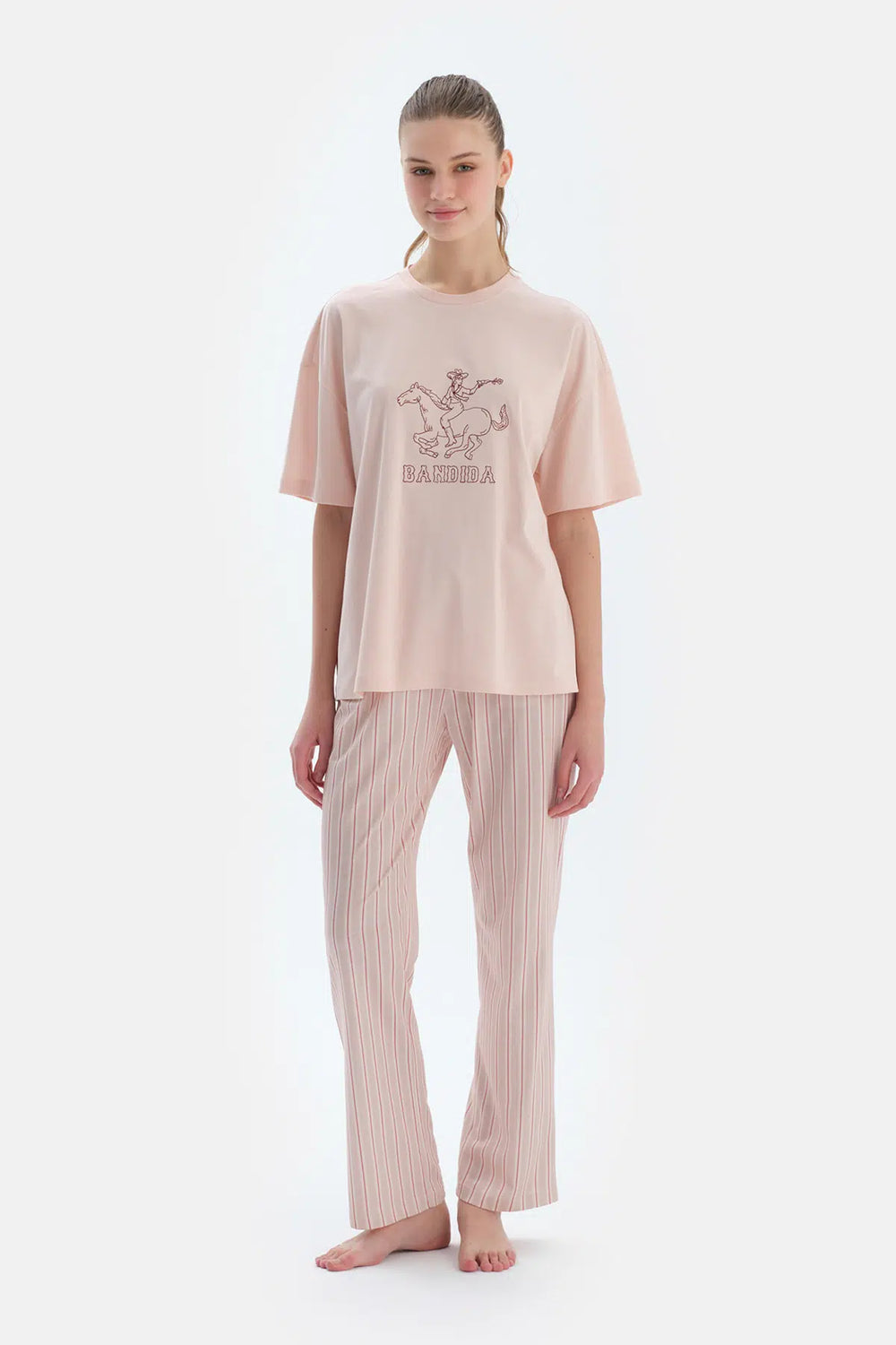 Açık Pembe Bisiklet Yaka Kısa Kollu Tişört Pantolon Pijama Takımı