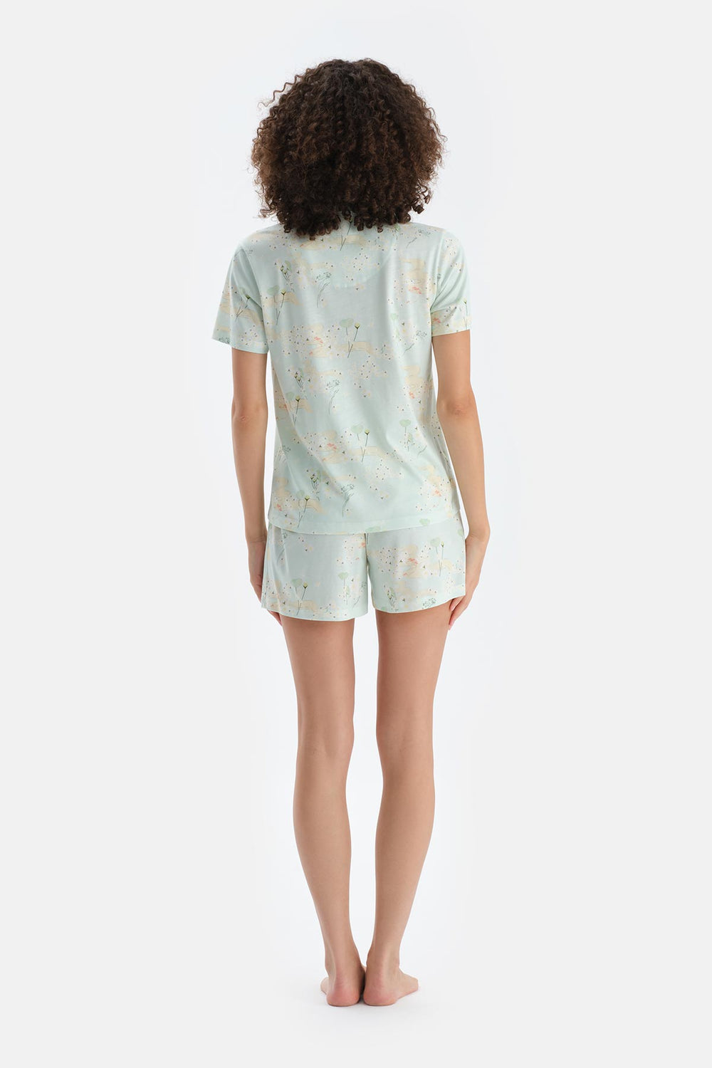 Açık Yeşil Çiçek Baskılı Penye Modal Gömlek Şort Pijama Takımı