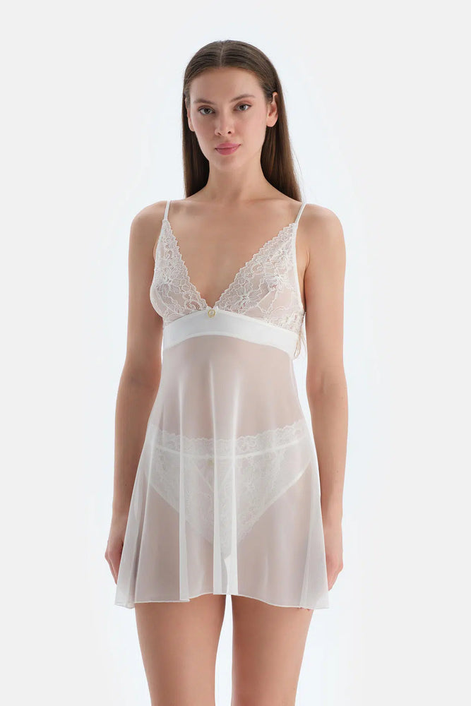 Beyaz Dantel Detaylı Tüllü Babydoll