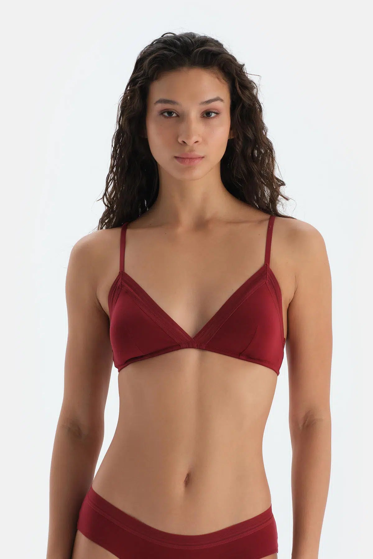 Bordo Basic Üçgen Formlu Soft Sütyen