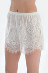 Kırık Beyaz Dantel Detaylı Brıde Şort
