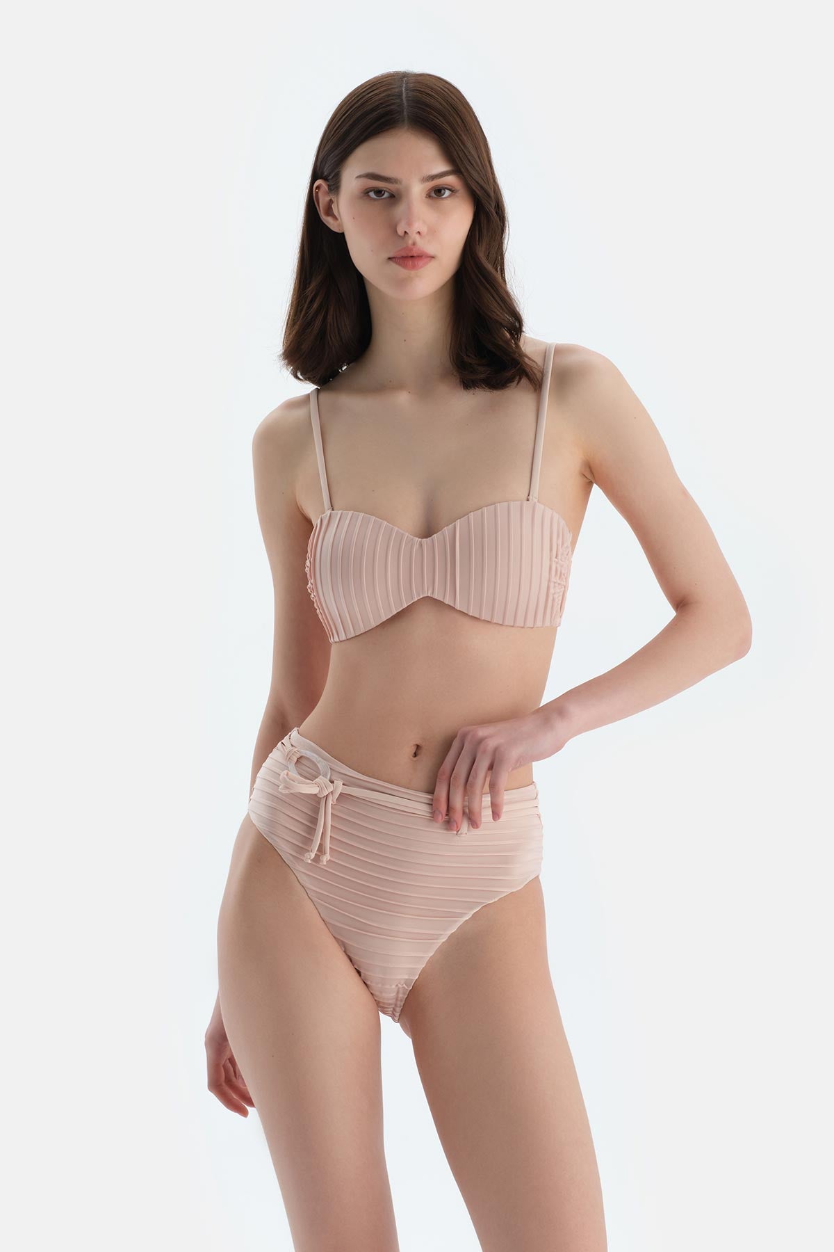 Ekru Straplez Bikini Üst