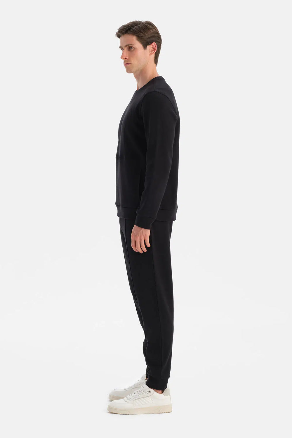 BİS YAKA CEPLİ SWEATSHIRT