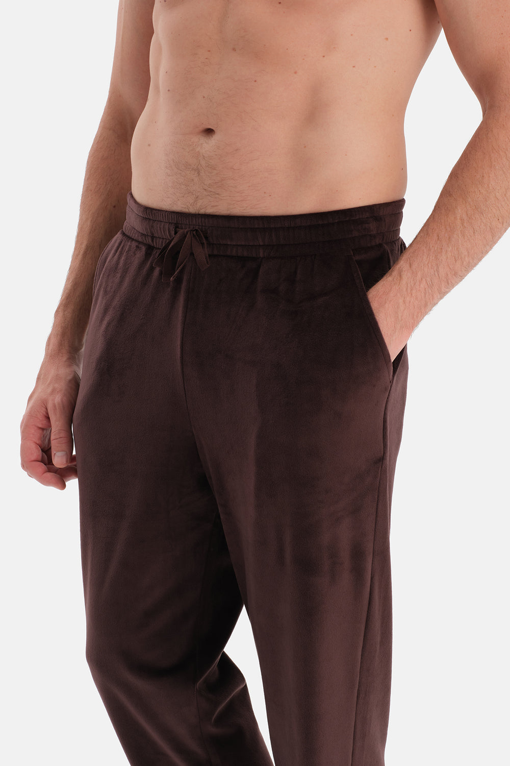 Kahverengi Bisiklet Yaka Uzun Kollu Kadife Tişört Pantolon Pijama Takımı