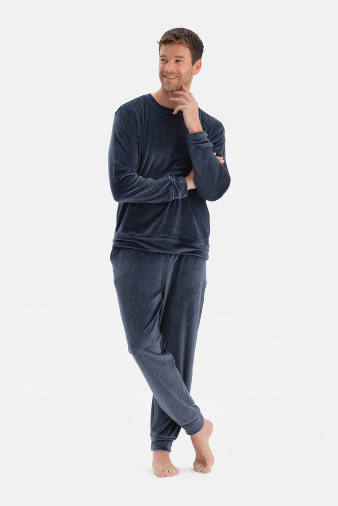 Lacivert Bisiklet Yaka Uzun Kollu Kadife Tişört Pantolon Pijama Takımı