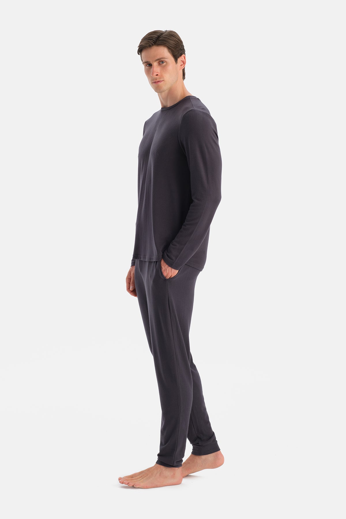 Antrasıt Dikiş Detaylı Uzun Kollu Termal Tişört Pantolon Pijama Takımı