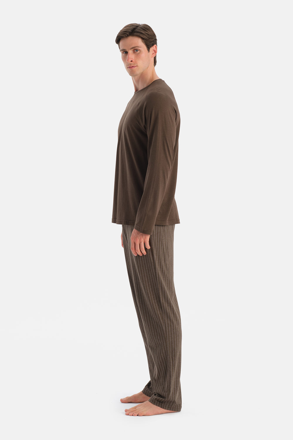 REGLAN KOLLU TİŞÖRT PANTOLON TAKIM