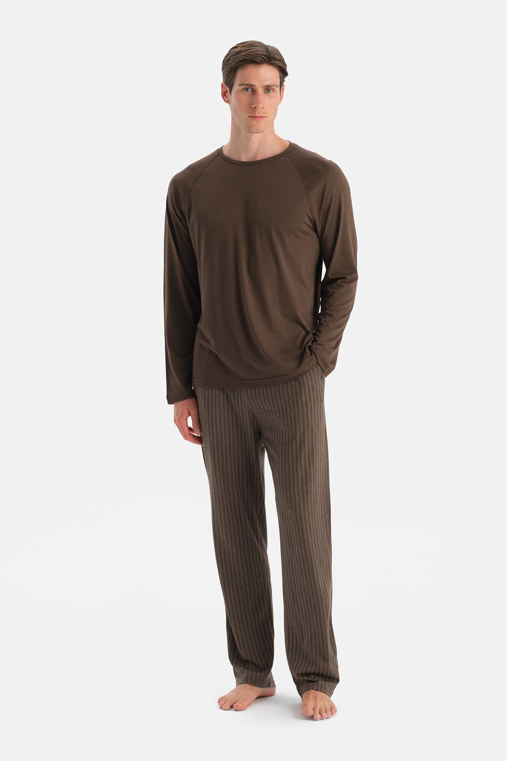REGLAN KOLLU TİŞÖRT PANTOLON TAKIM