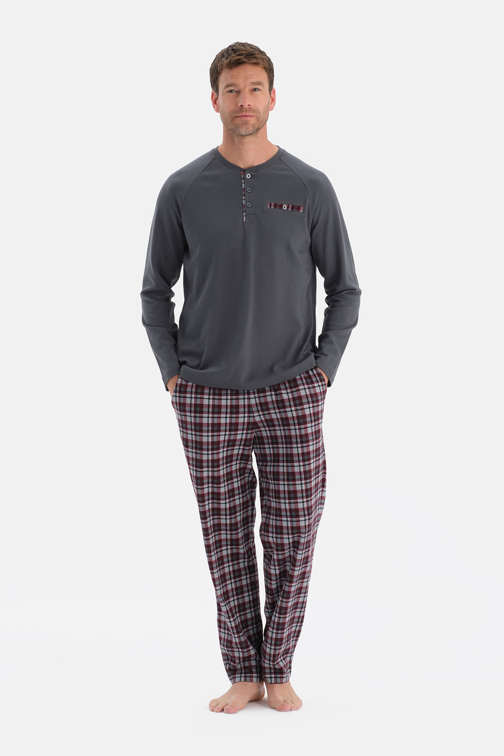 Koyu Gri Uzun Kollu Pat Ve Cep Detaylı Tişört Pantolon Takım