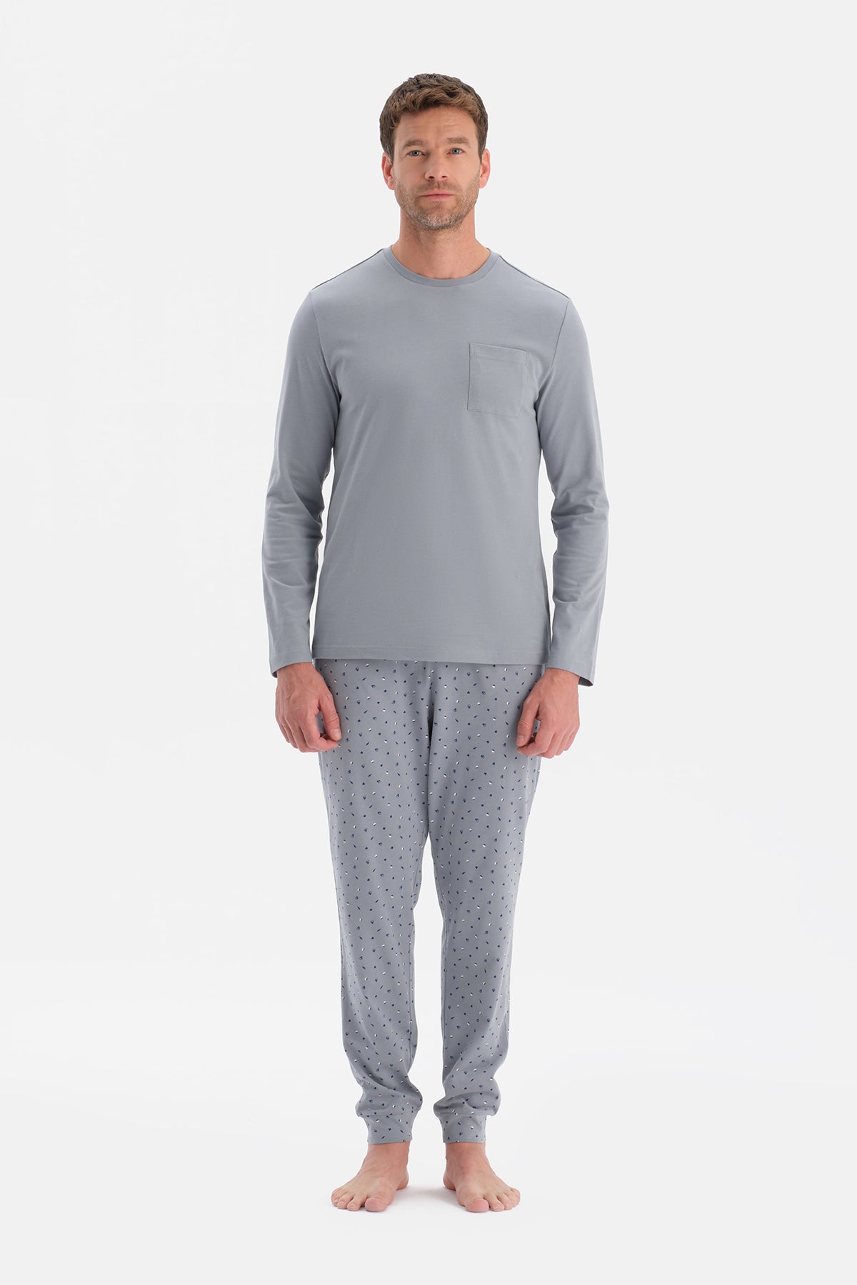 UZUN KOLLU TİŞÖRT PANTOLON TAKIM