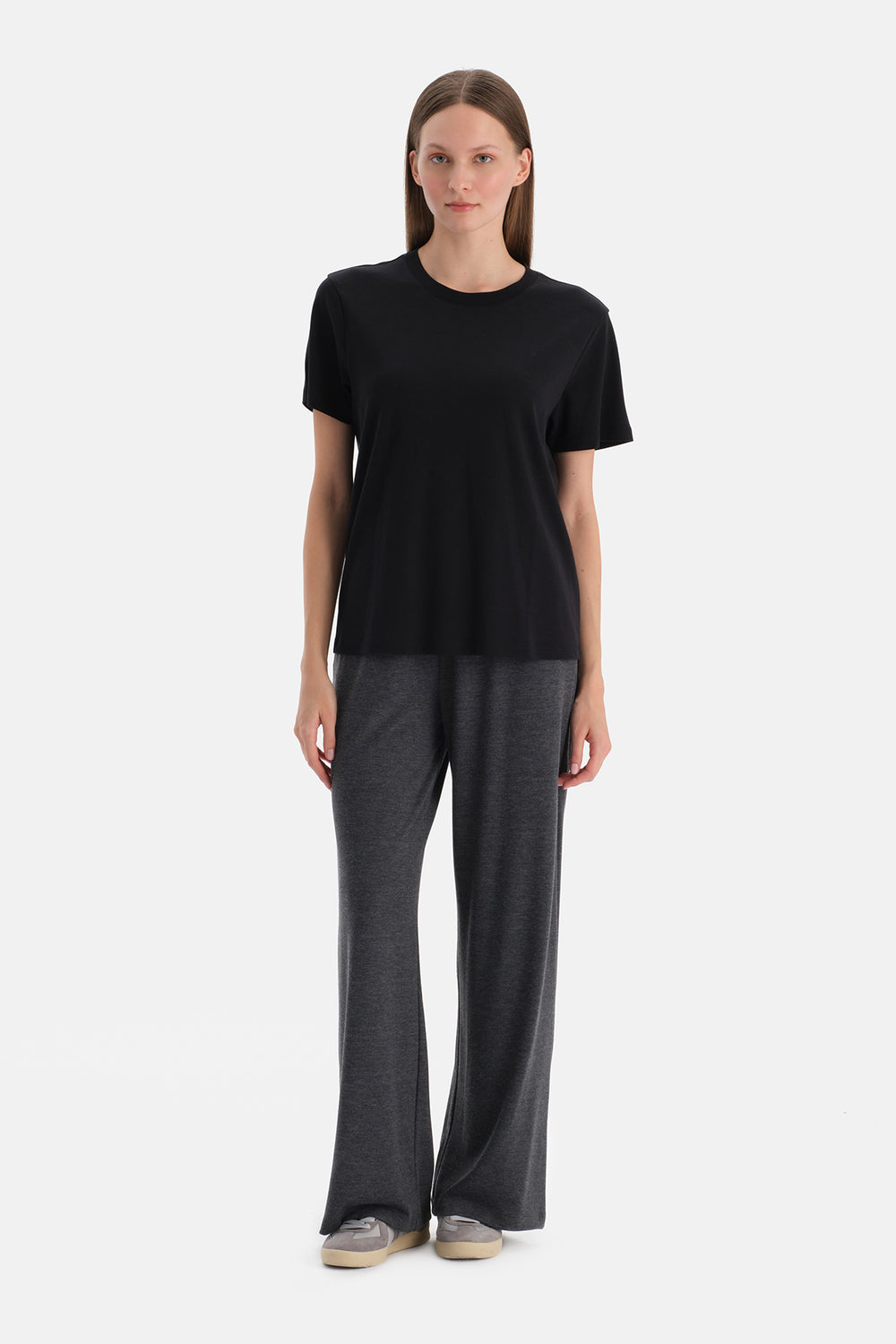 Siyah Bis Yaka Merserize Kısa Kollu Tişört