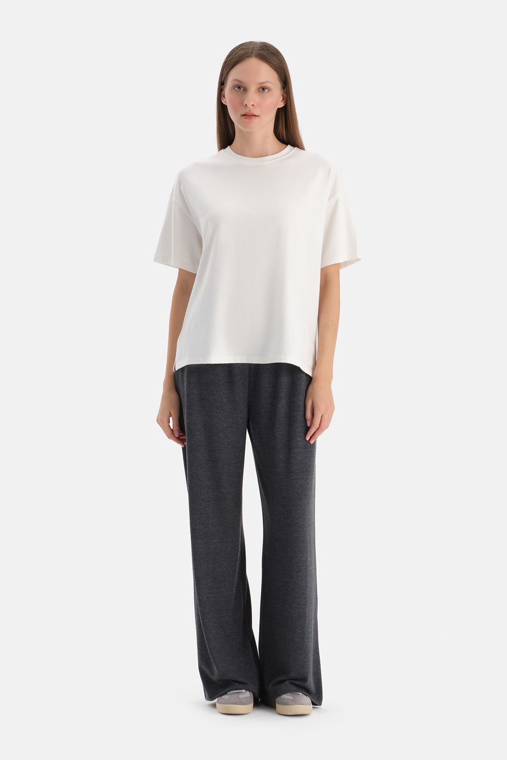 Antrasıt Cepli Kordonlu Bol Paça Pantolon