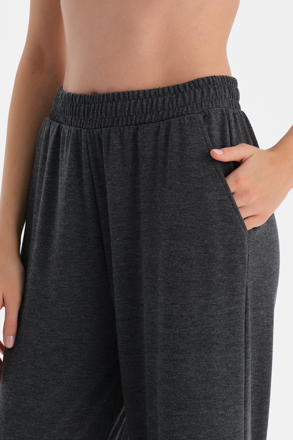 Antrasıt Cepli Kordonlu Bol Paça Pantolon