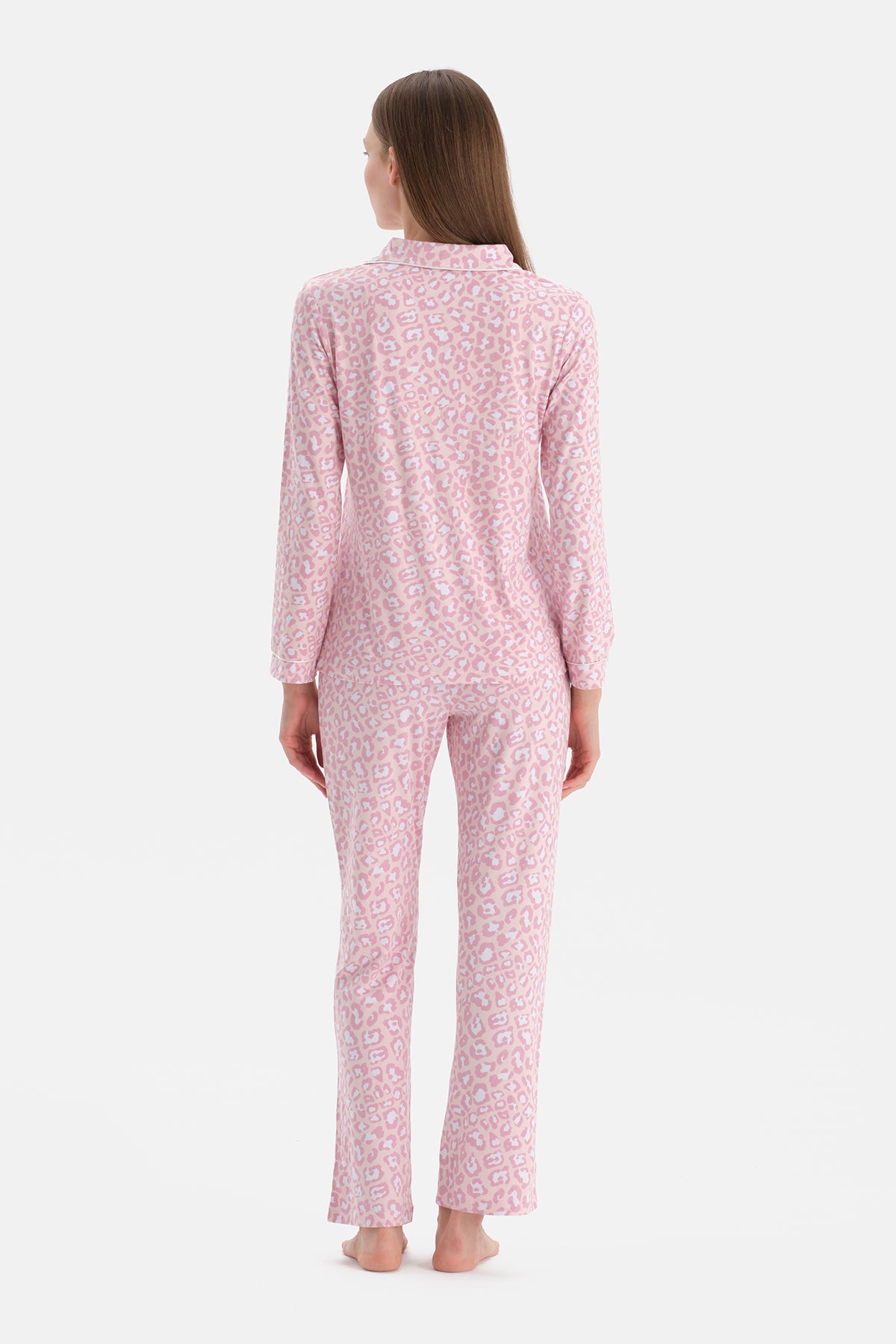 LEOPAR DESENLİ TERMAL PİJAMA TAKIMI