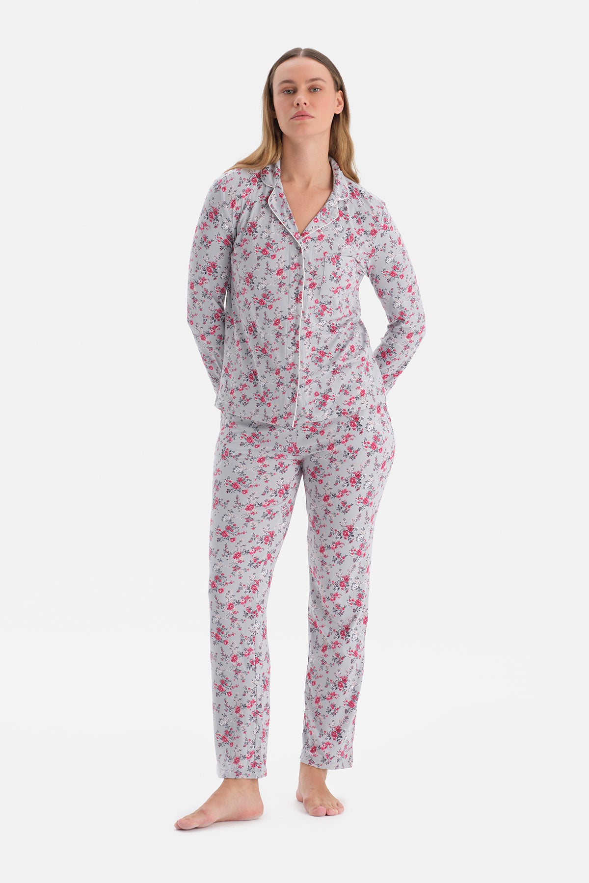 ÇİÇEKLİ TERMAL PİJAMA TAKIMI