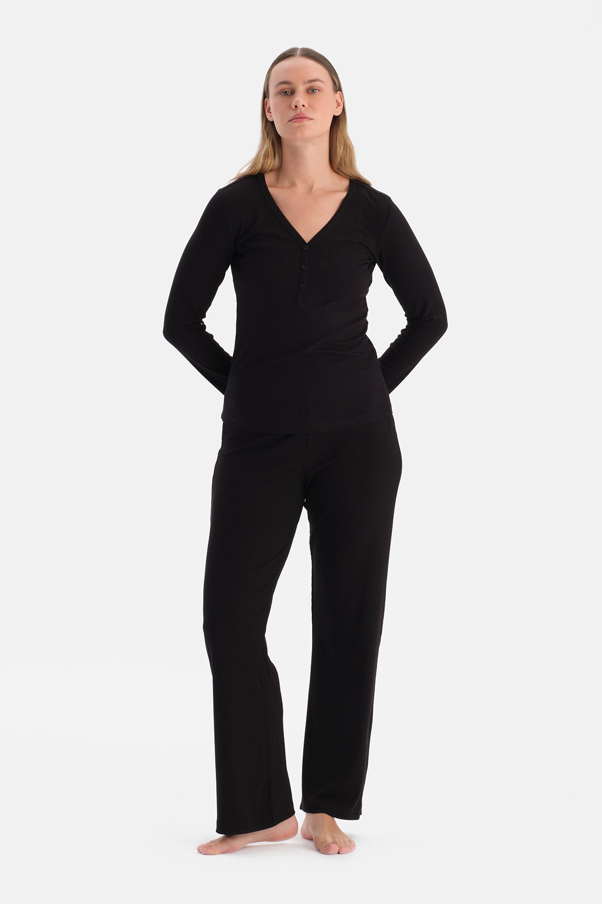 UZUN KOLLU KAŞKORSE TAKIM