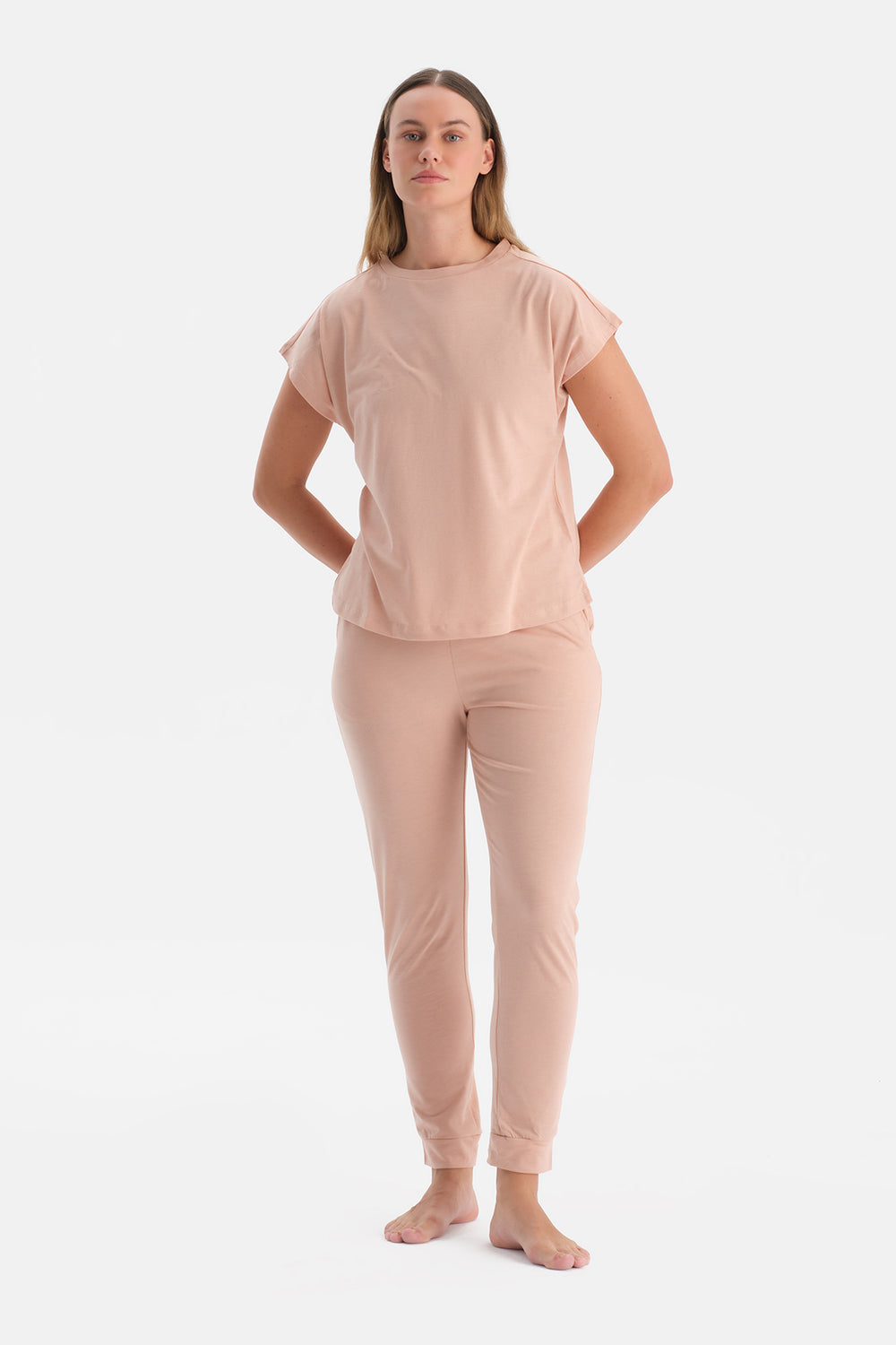 Pudra Kısa Kollu Tişört Pantolon Takım