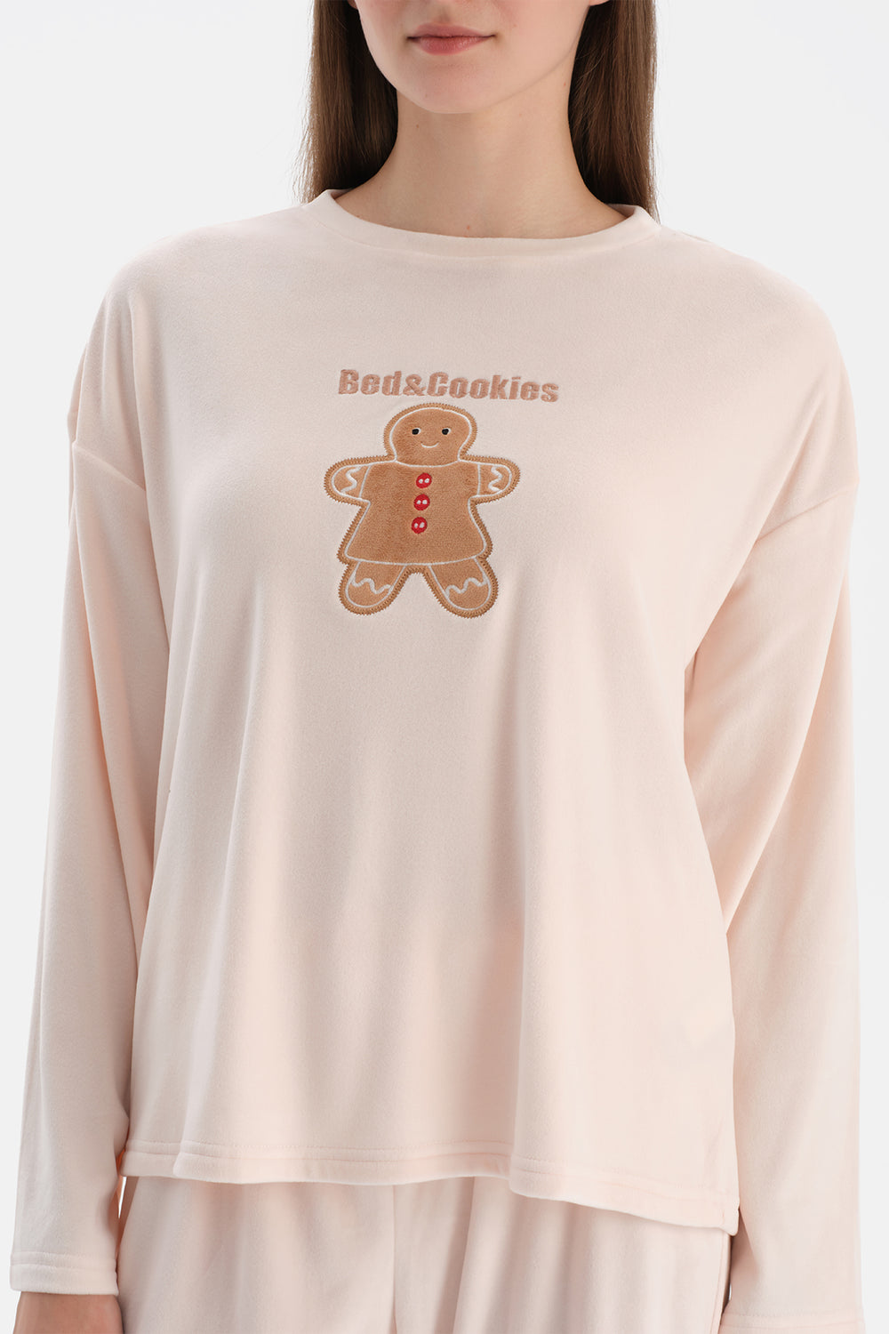 Açık Pembe Nakışlı Kadife Tişört Pantolon Pijama Takımı