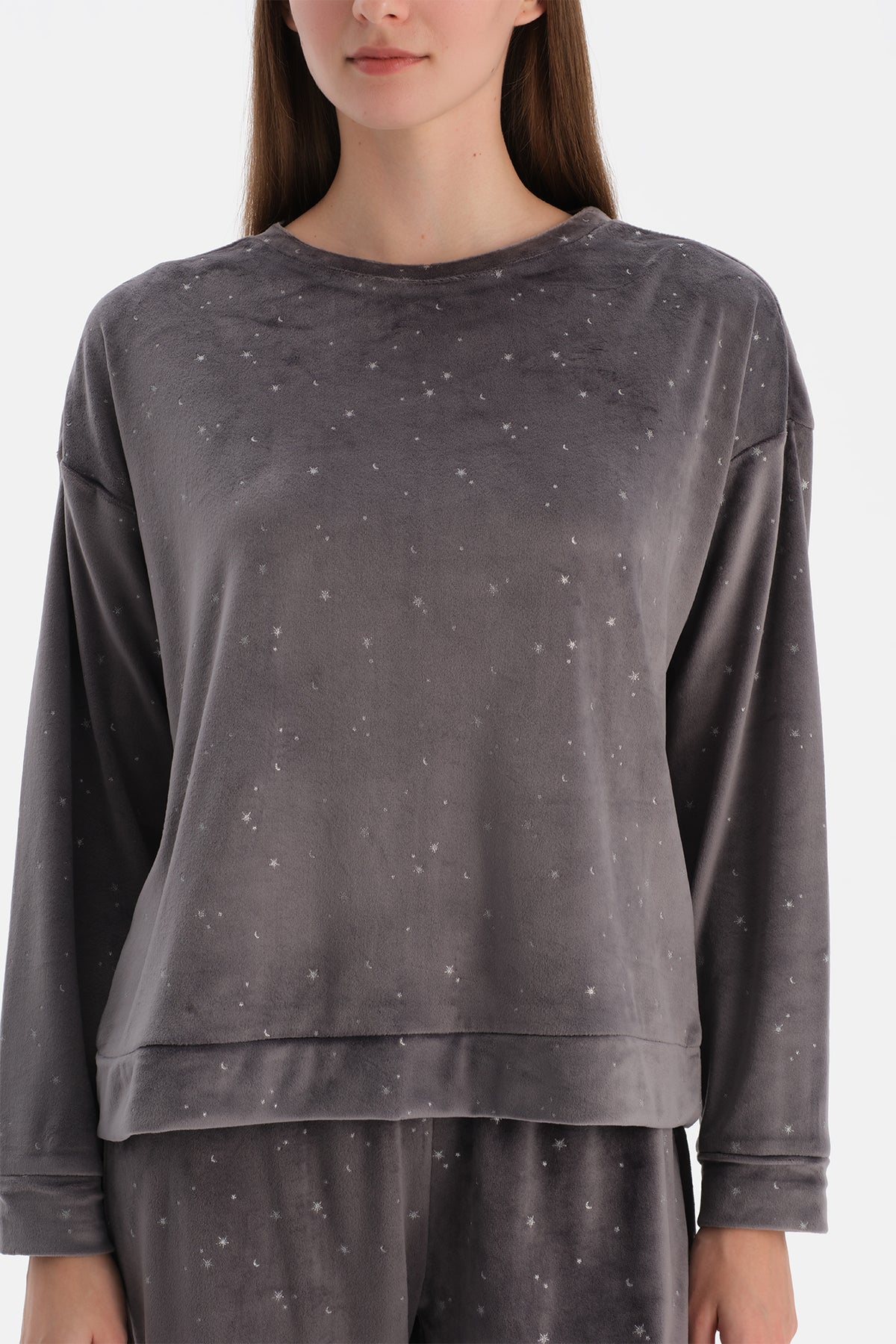 Siyah Parlak Yıldız Baskılı Kadife Tişört Pantolon Pijama Takımı