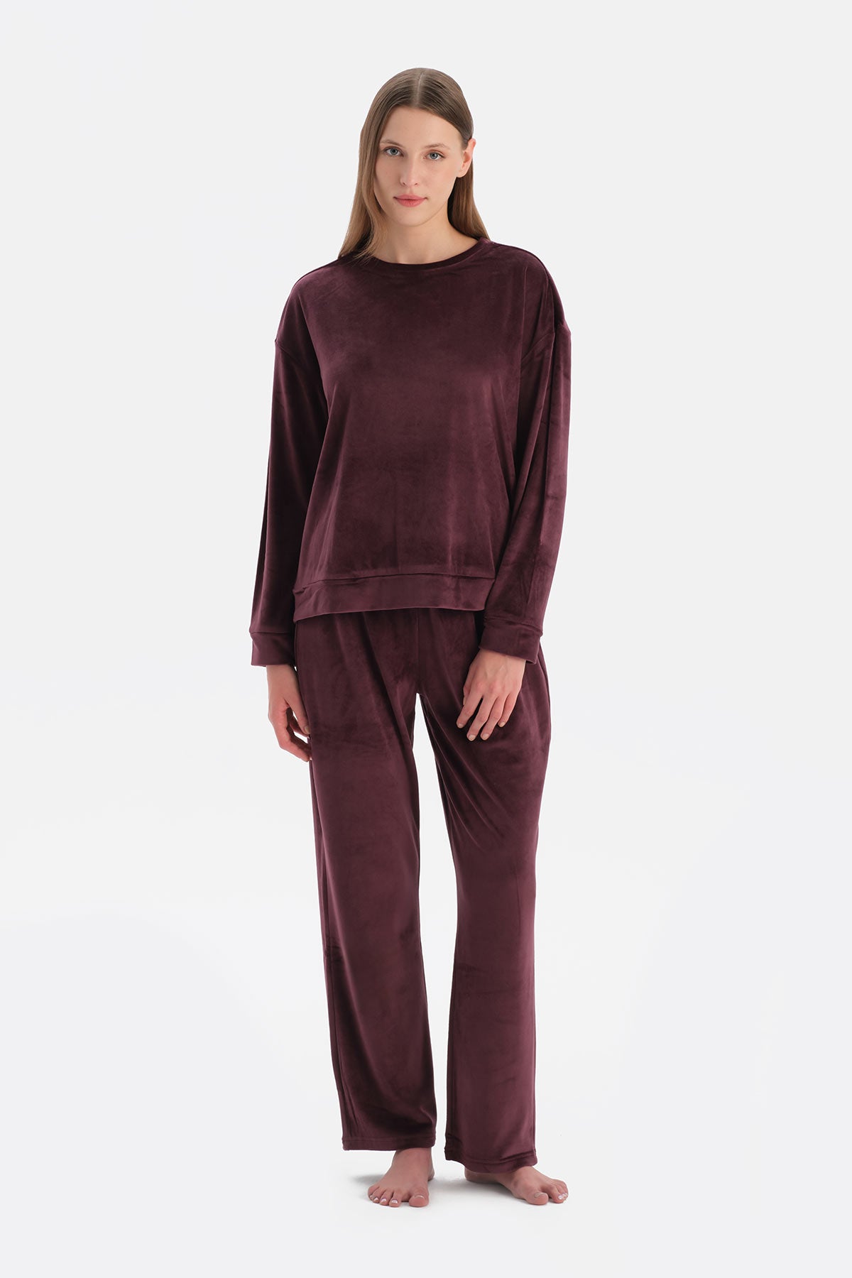 Bordo Bisiklet Yaka Uzun Kollu Kadife Tişört Pantolon Pijama Takımı