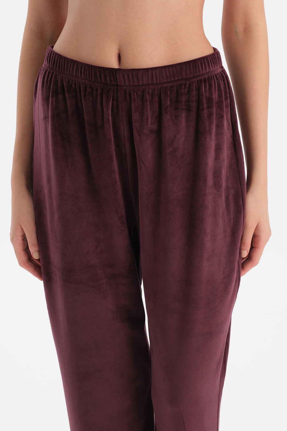 Bordo Bisiklet Yaka Uzun Kollu Kadife Tişört Pantolon Pijama Takımı