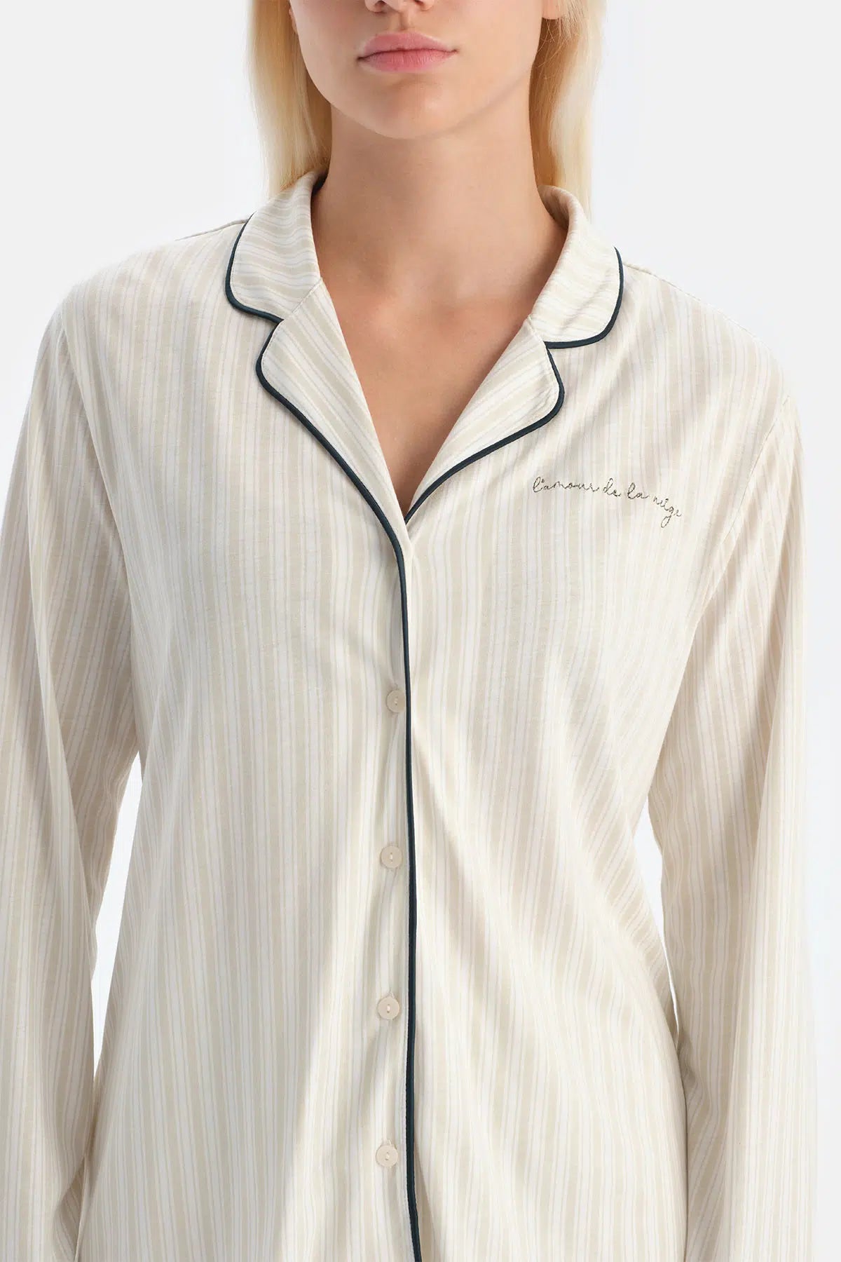 ÇİZGİLİ GÖMLEK PANTOLON TAKIM