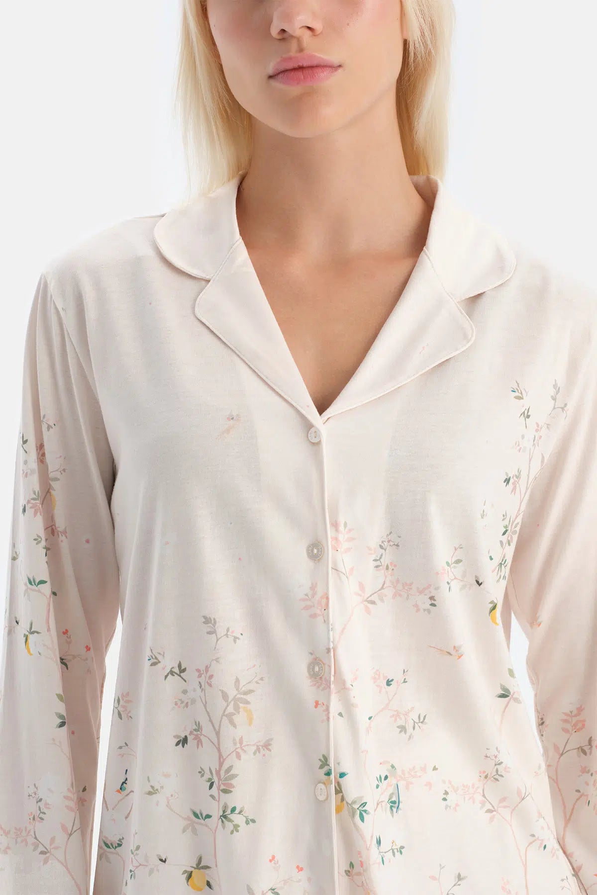 Ekru Çiçek Desenli Gömlek Pantolon Takım