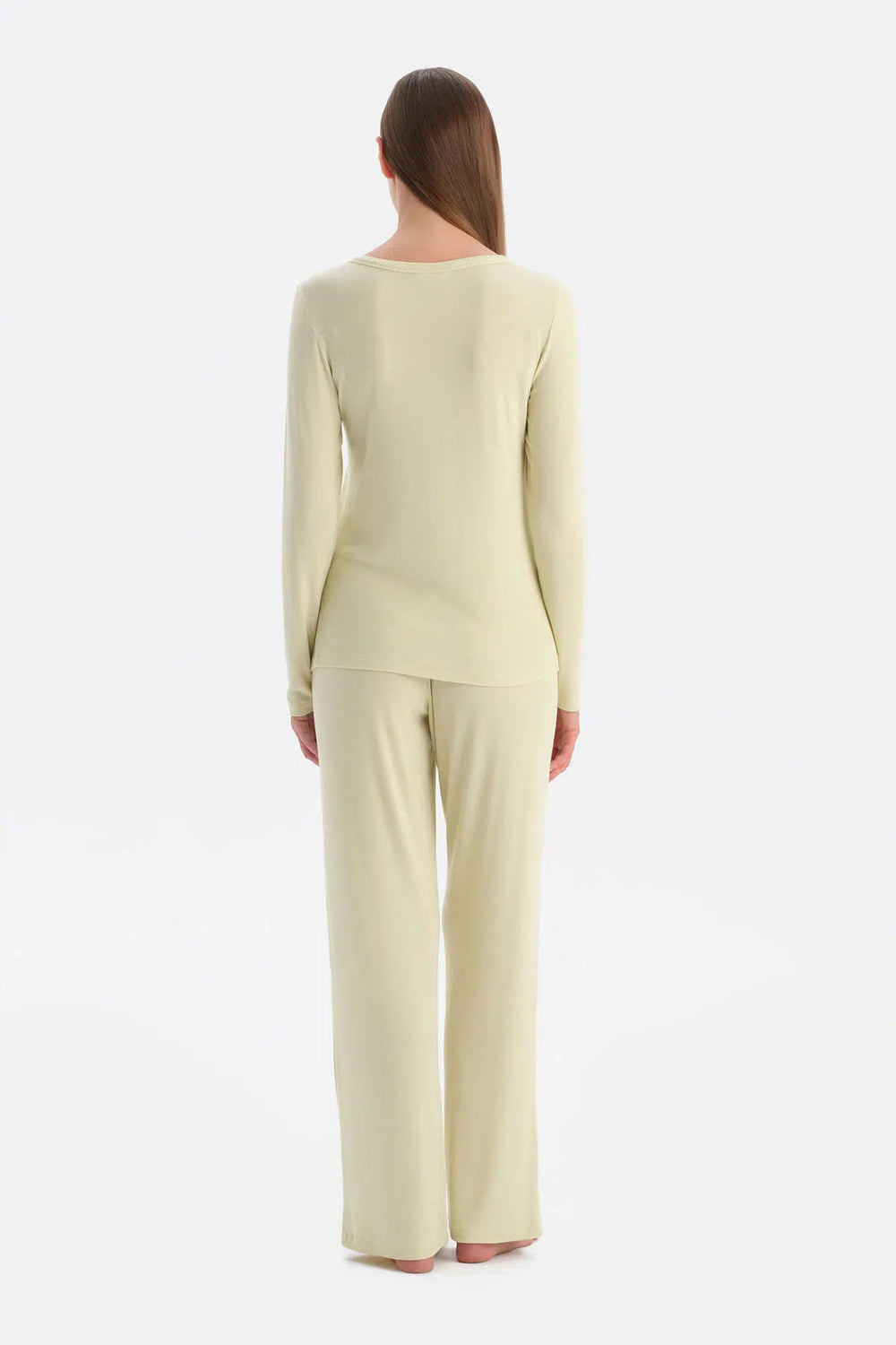 Açık Yeşil V Yaka Kaşkorse Tişört Pantolon Takım