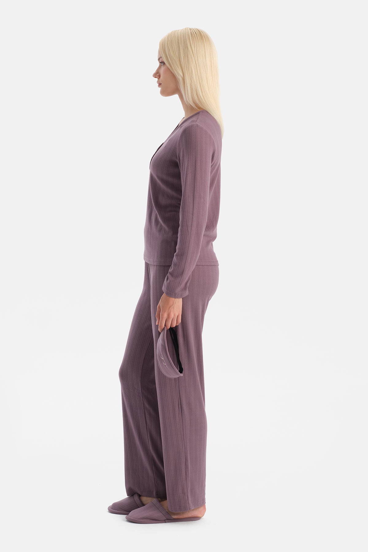Mürdüm Travel Pointel V Yaka Tişört Pantolon Pijama Seti