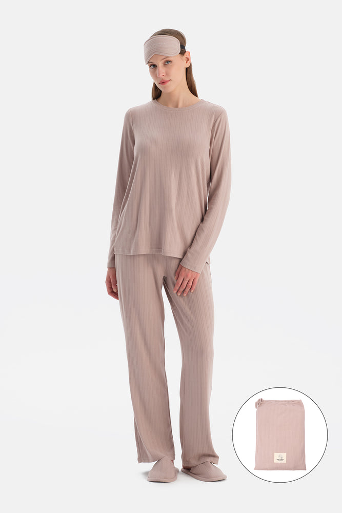Vizon Travel Pointel Bisiklet Yaka Tişört Pantolon Pijama Seti