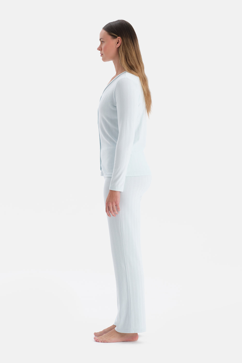 POINTEL V YAKA TİŞÖRT PANTOLON TAKIM