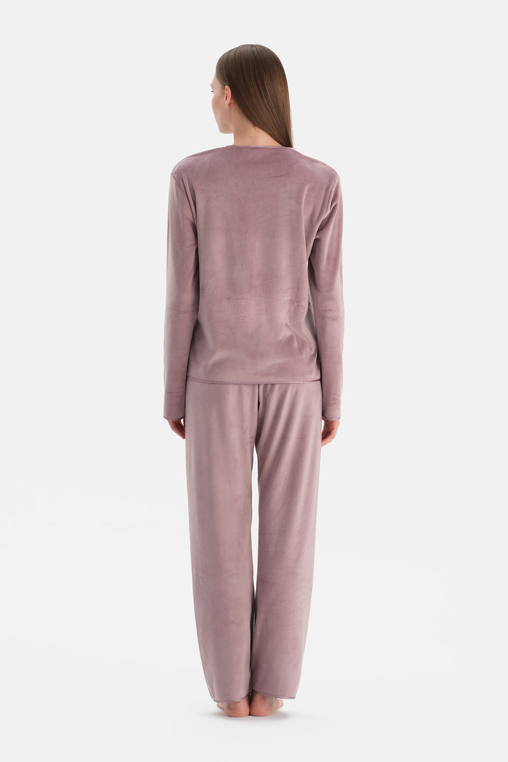 V YAKA UZUN KOLLU KADİFE TİŞÖRT PANTOLON TAKIM