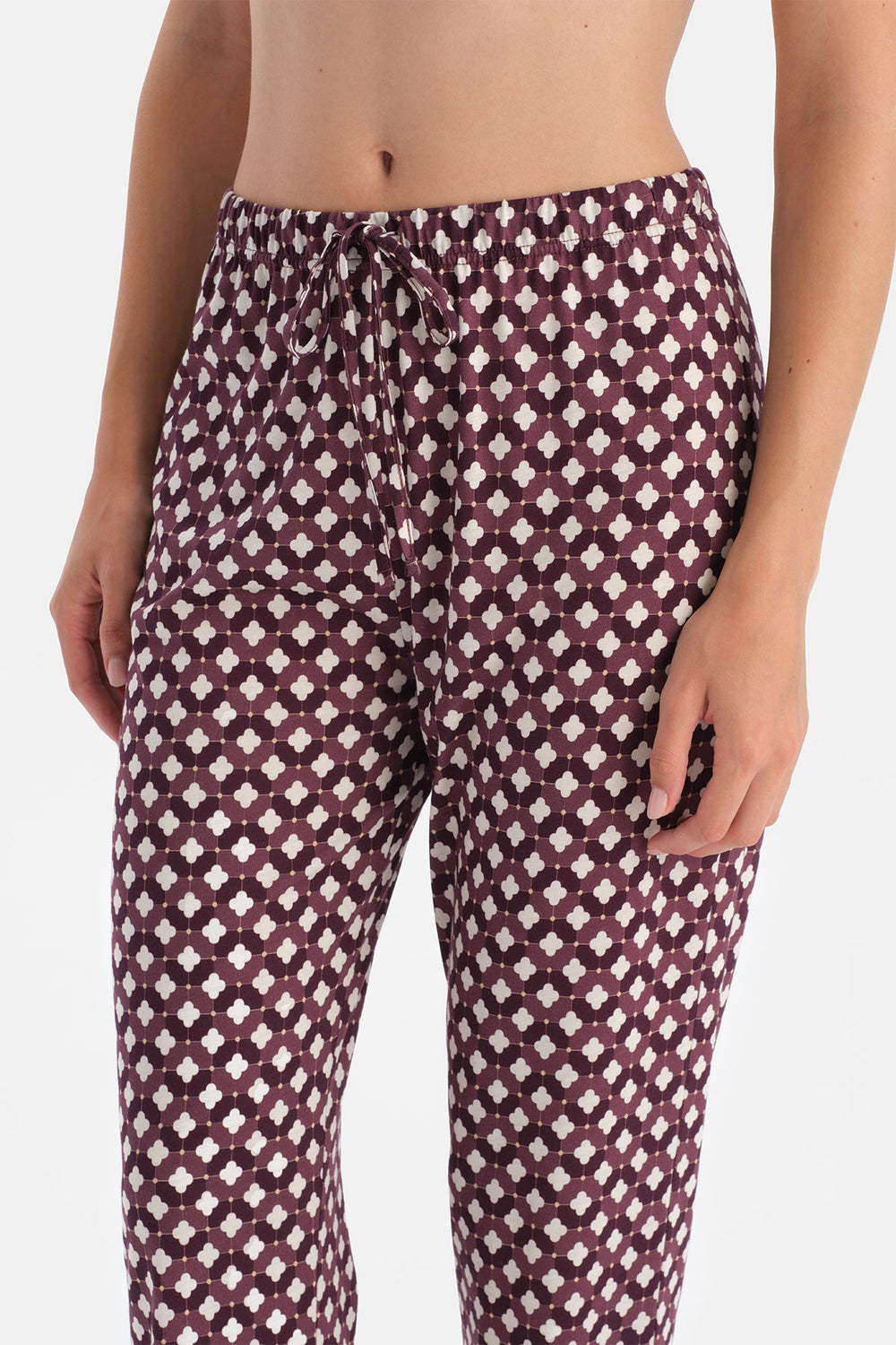 GEOMETRİK DESENLİ GÖMLEK PANTOLON TAKIM