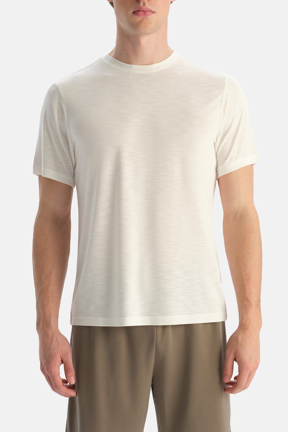 Beyaz Bisiklet Yaka Modal Karışımlı Suprem Tişört