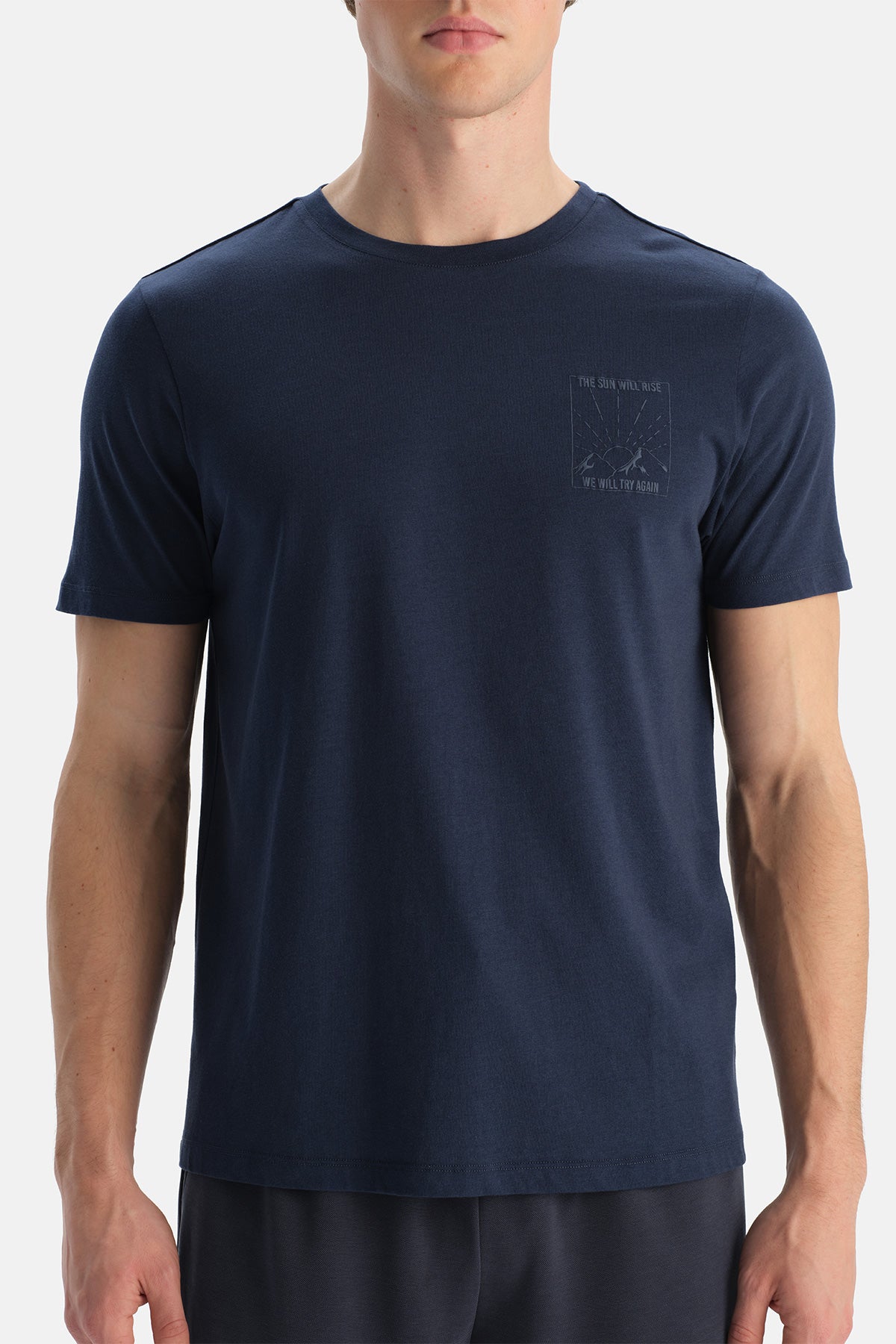 Lacivert Bisiklet Yaka Baskılı Tişört