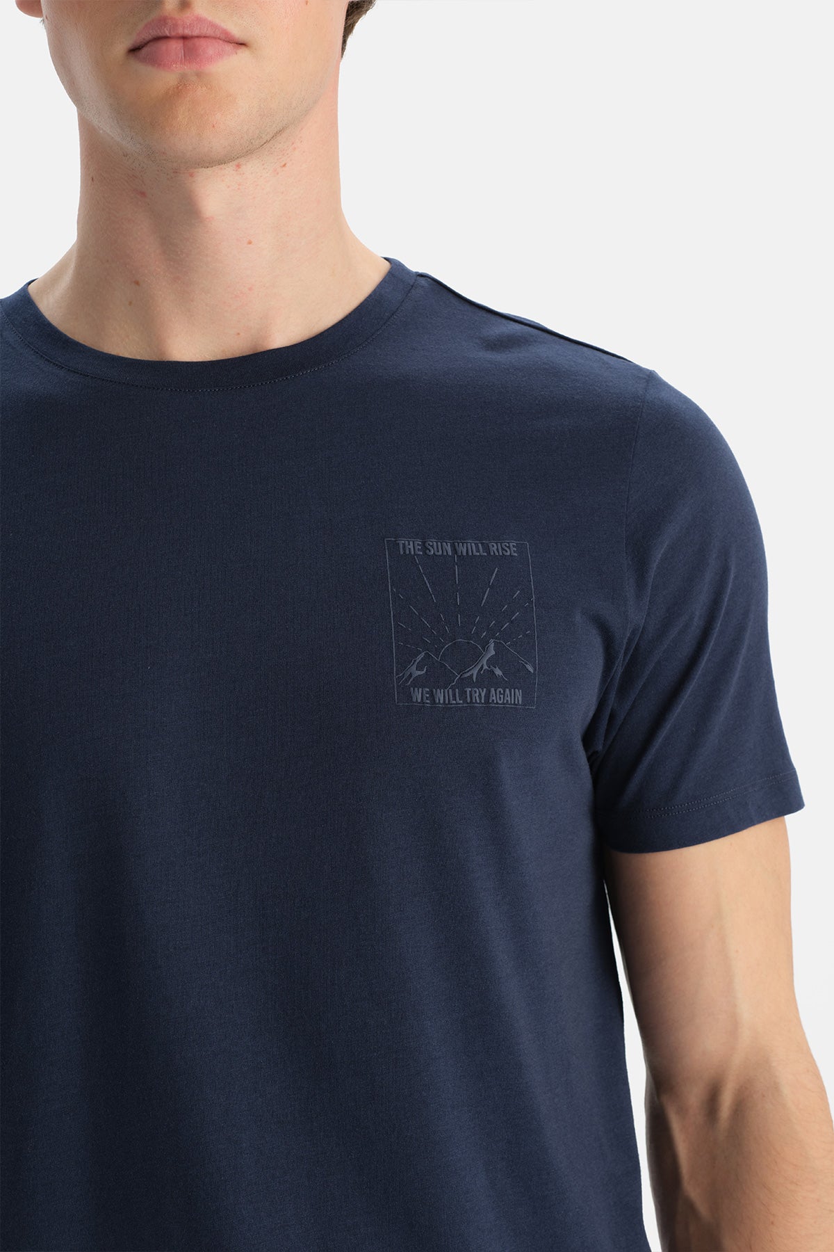 Lacivert Bisiklet Yaka Baskılı Tişört