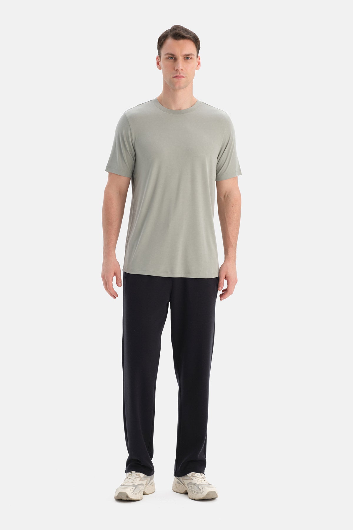 DÜZ PAÇA CEPLİ MODAL PANTOLON