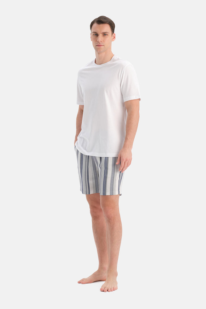 ÇİZGİLİ DOKUMA ŞORT