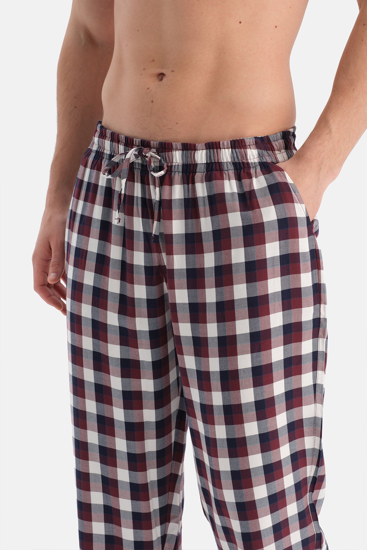 Bordo Kısa Kollu Tişört Ekoseli Pantolon Pijama Takımı