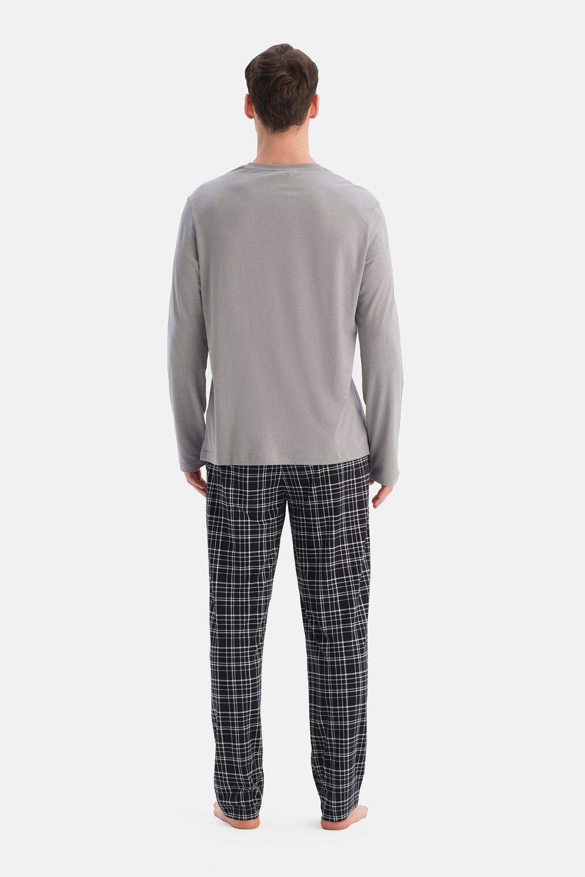 Gri Uzun Kollu Pat Detaylı Tişört Ekose Pantolon Pijama Takımı