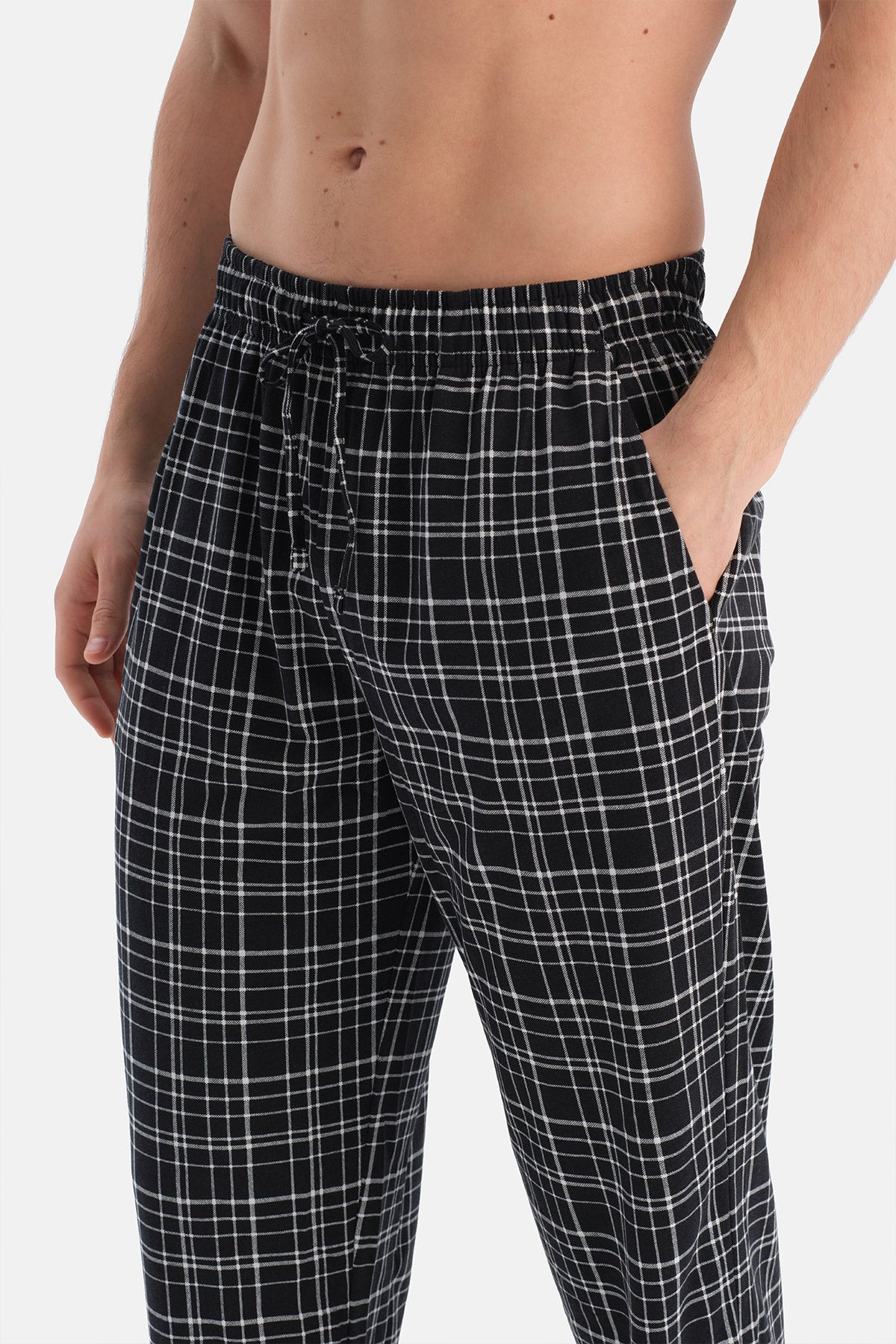 Gri Uzun Kollu Pat Detaylı Tişört Ekose Pantolon Pijama Takımı