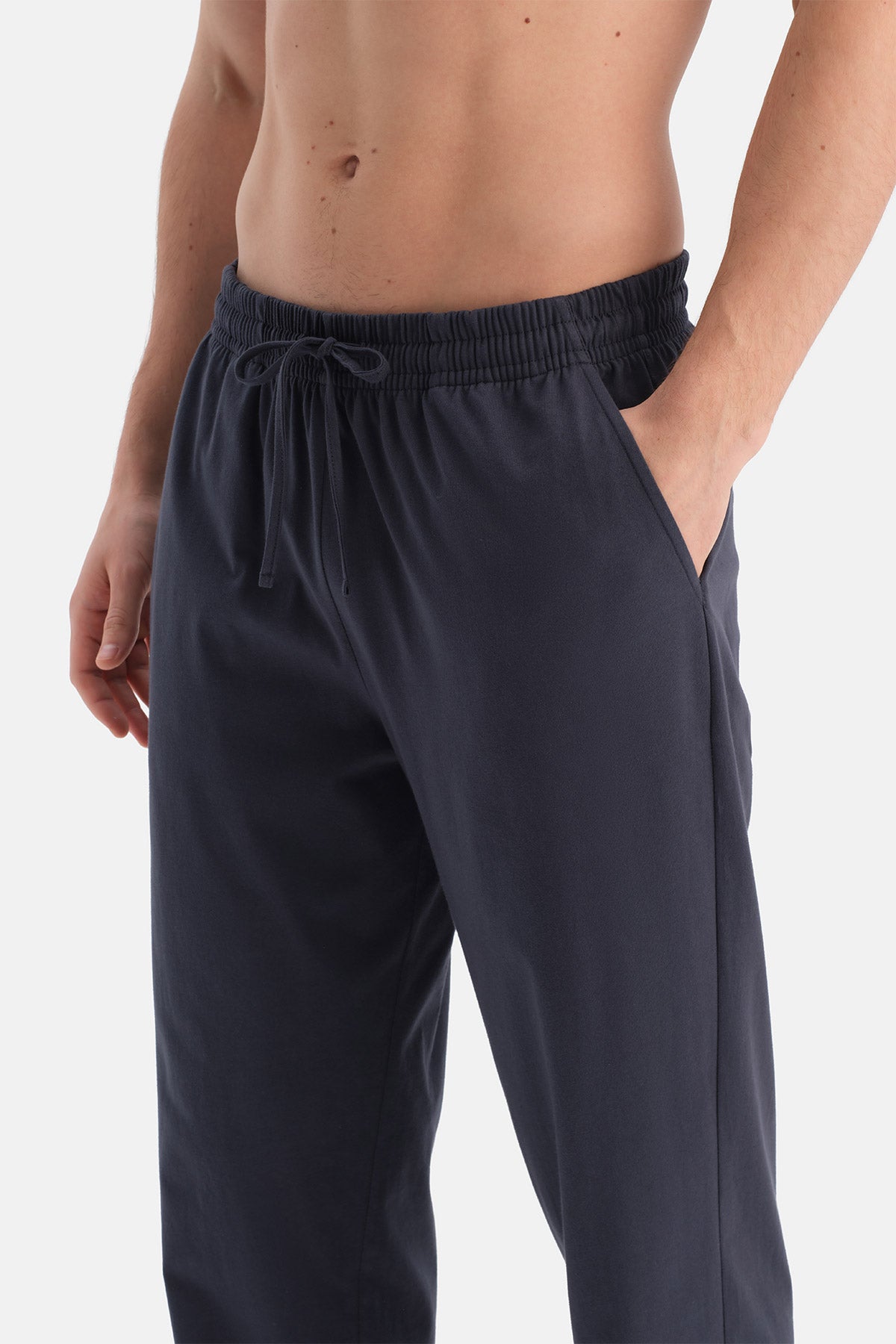 BİSİKLET YAKA KISA KOLLU TİŞÖRT PANTOLON TAKIM