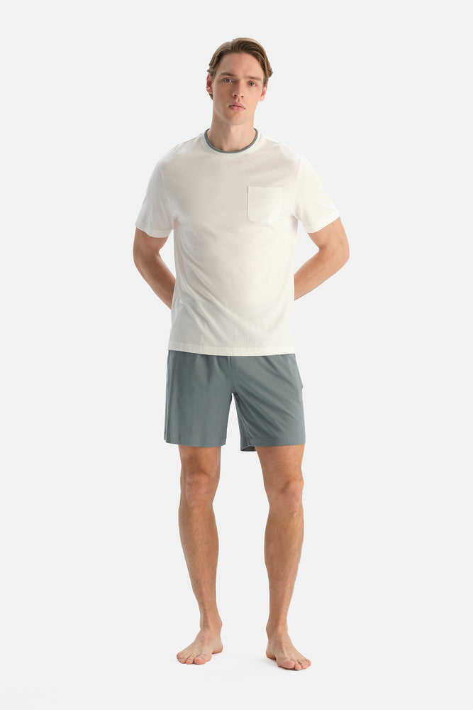 Beyaz Çift Kat Bisiklet Yaka Tişört Şort Takım