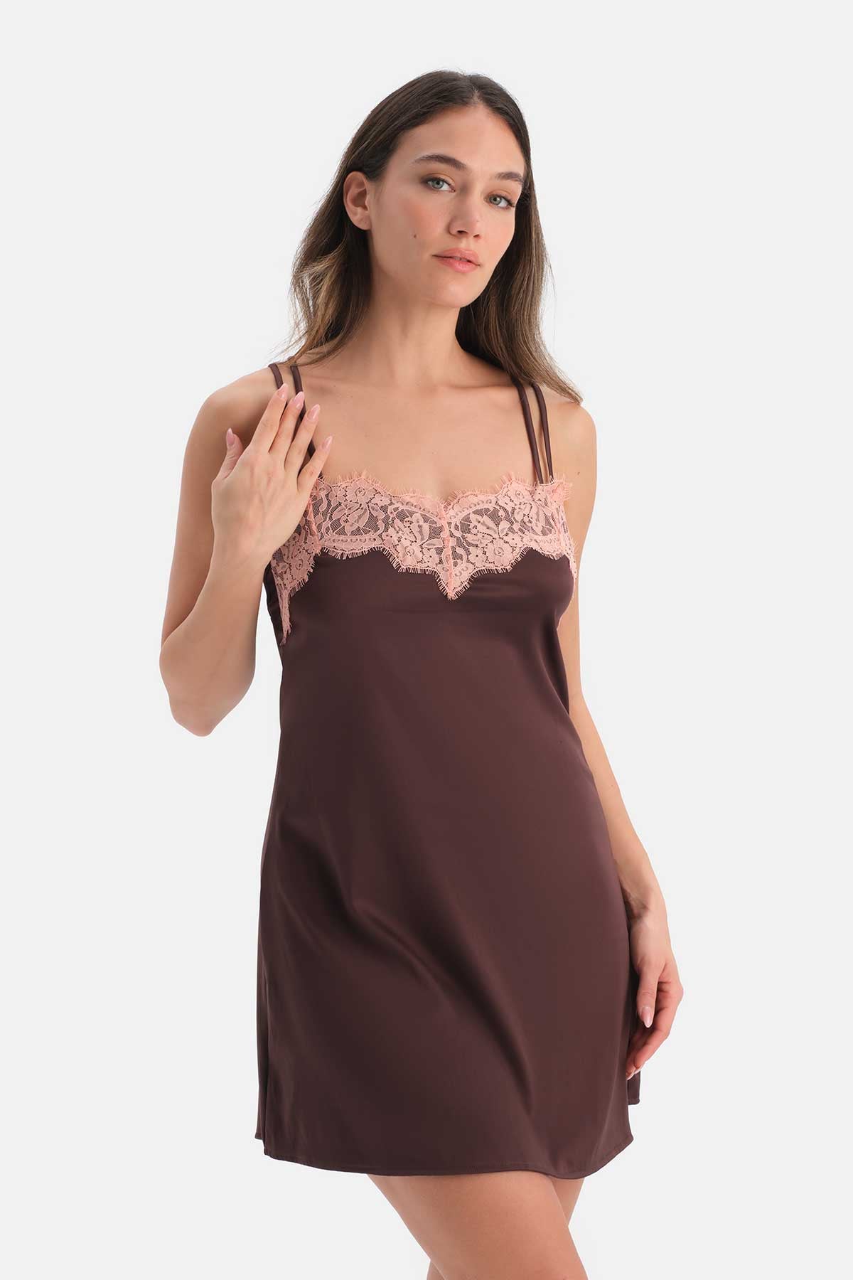 Kahverengi Basıc Yanı Şerit Dantel Detaylı Pantolon