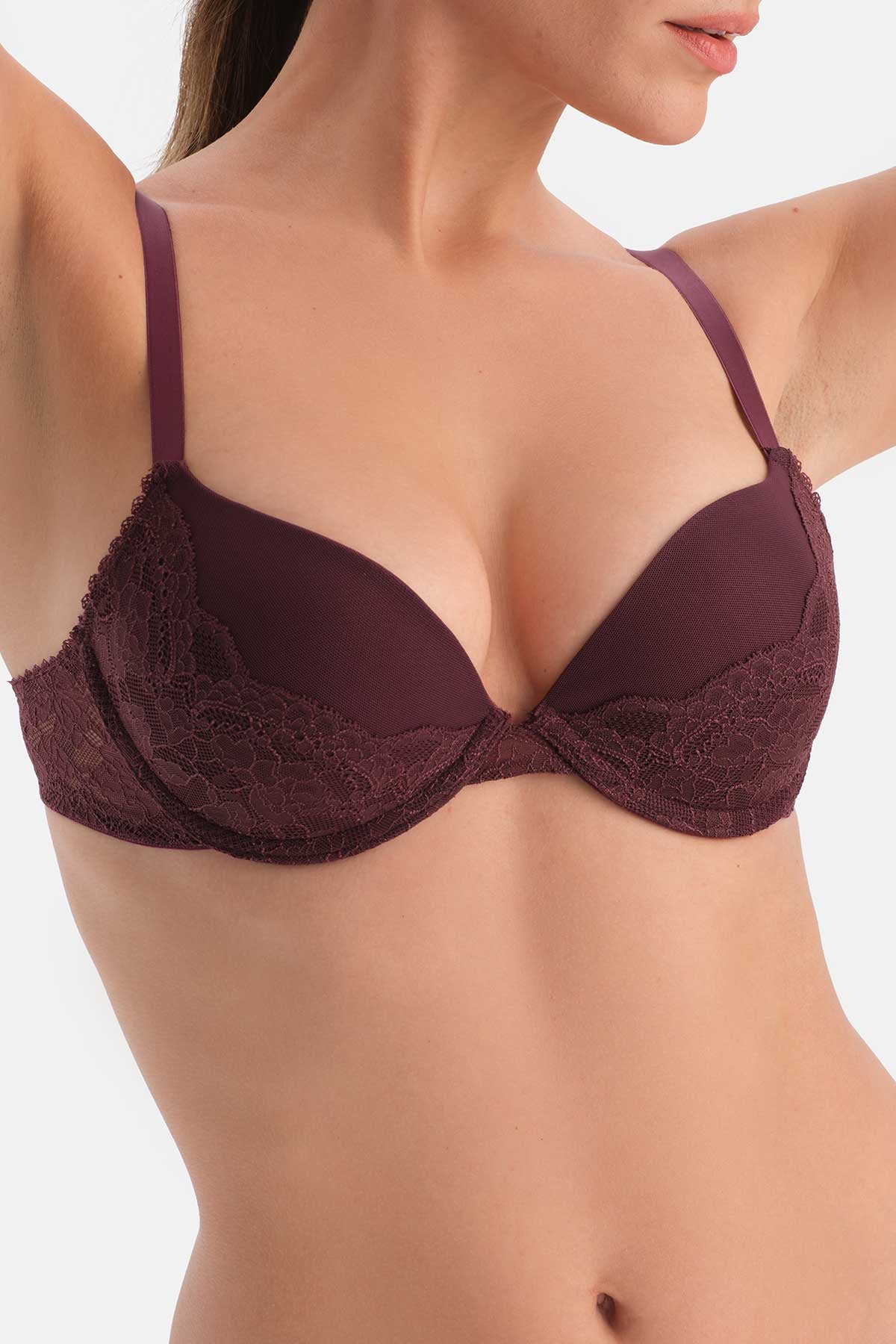 Bordo Dantel Detaylı Sütyen